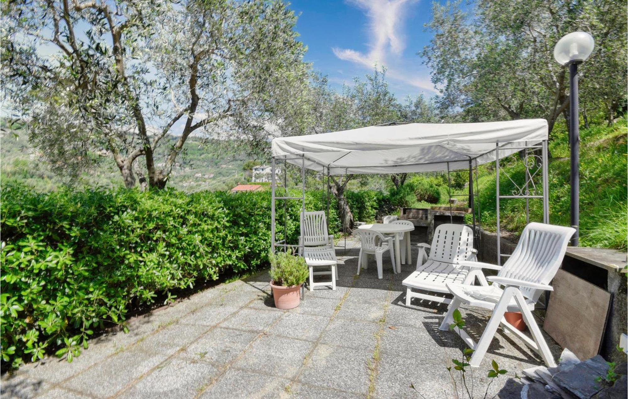 2 Bedroom Stunning Apartment In Moneglia Zewnętrze zdjęcie